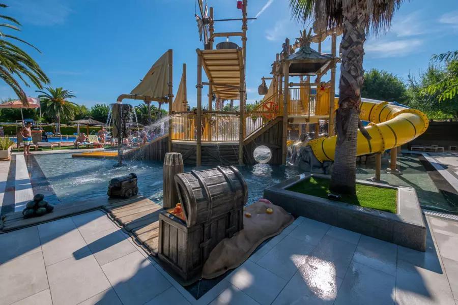 Camping La Masia - Maeva Vacansoleil Бланес Экстерьер фото